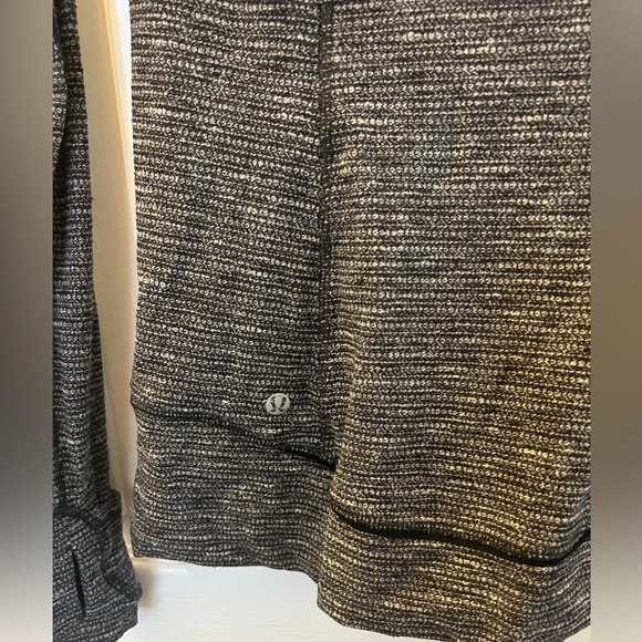 LULULEMON ‘Think Fast’ Half Zip Pullover size 4 - Picture 5 of 5